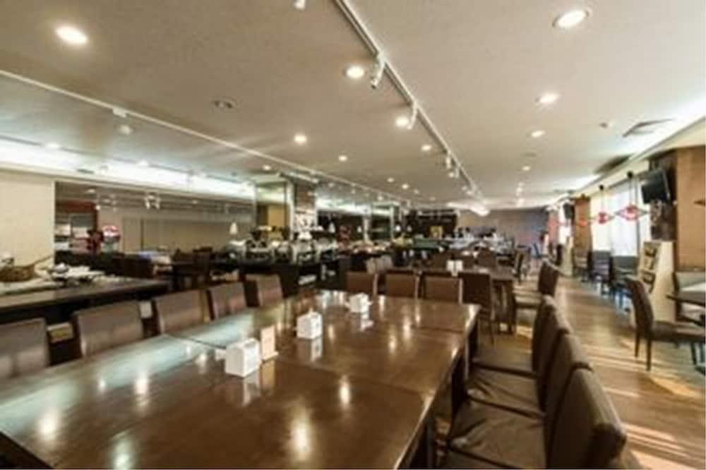 Atami Hotel Taipei Exteriör bild